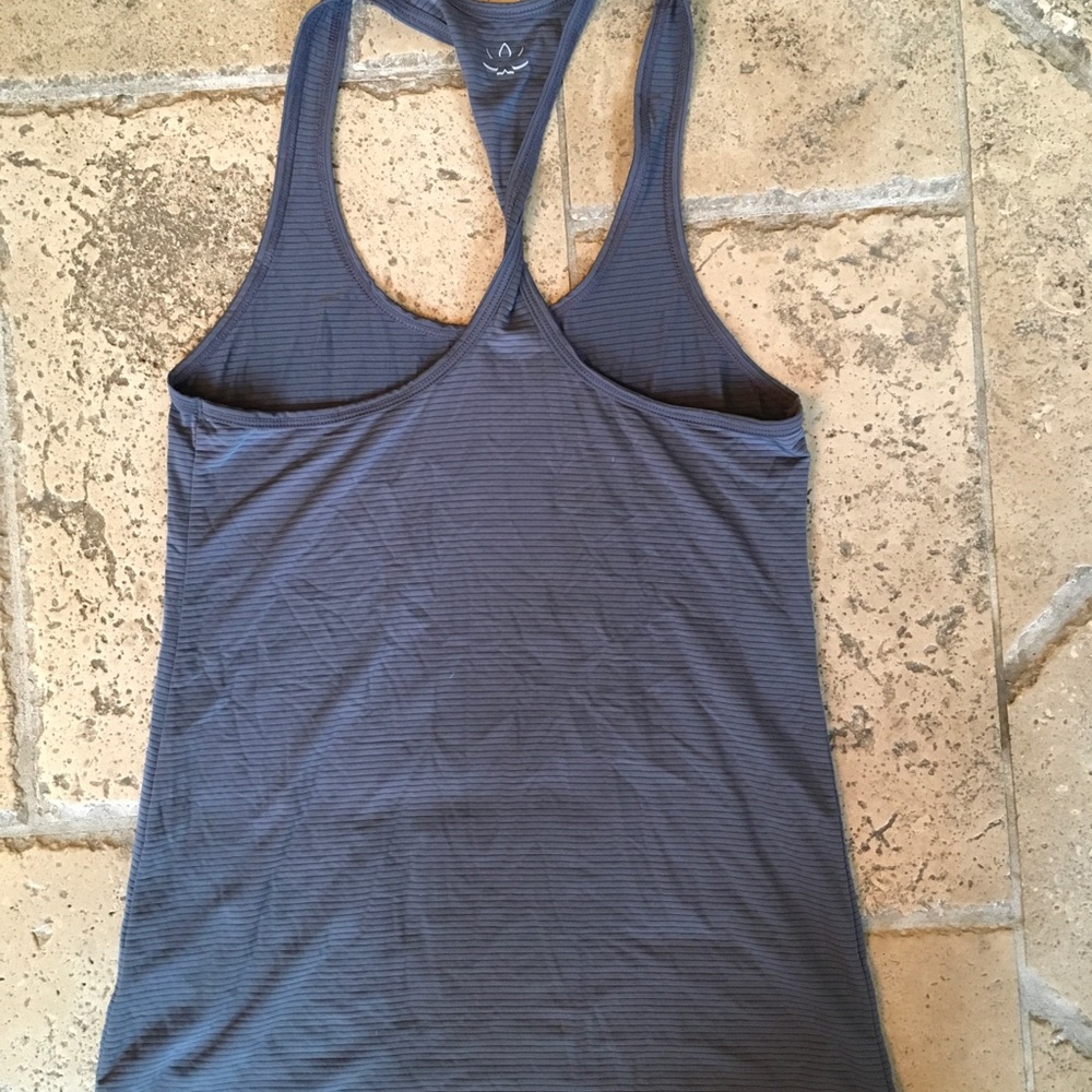 Beyond yoga tank top - Picture 2 of 2